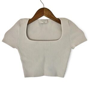 XS Babaton Aritzia White Square Neck Sculpt Knit Ribbed T-Shirt Crop Top Basic